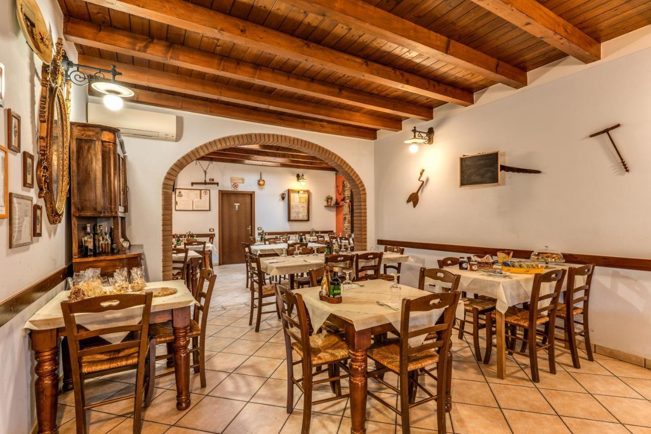 Agriturismo Pozzo Fiorito Кастельони деле Стивиере Екстериор снимка