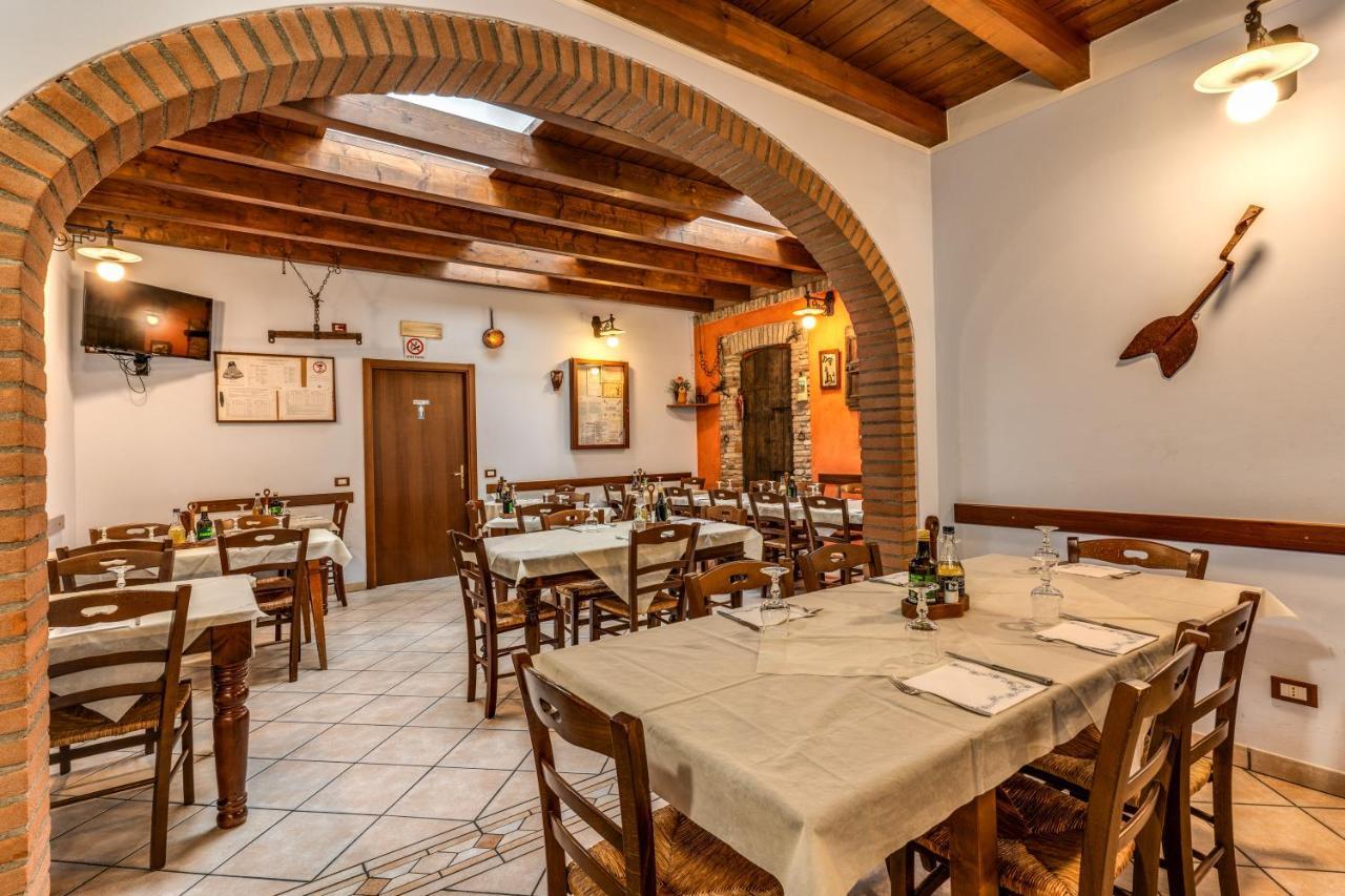 Agriturismo Pozzo Fiorito Кастельони деле Стивиере Екстериор снимка