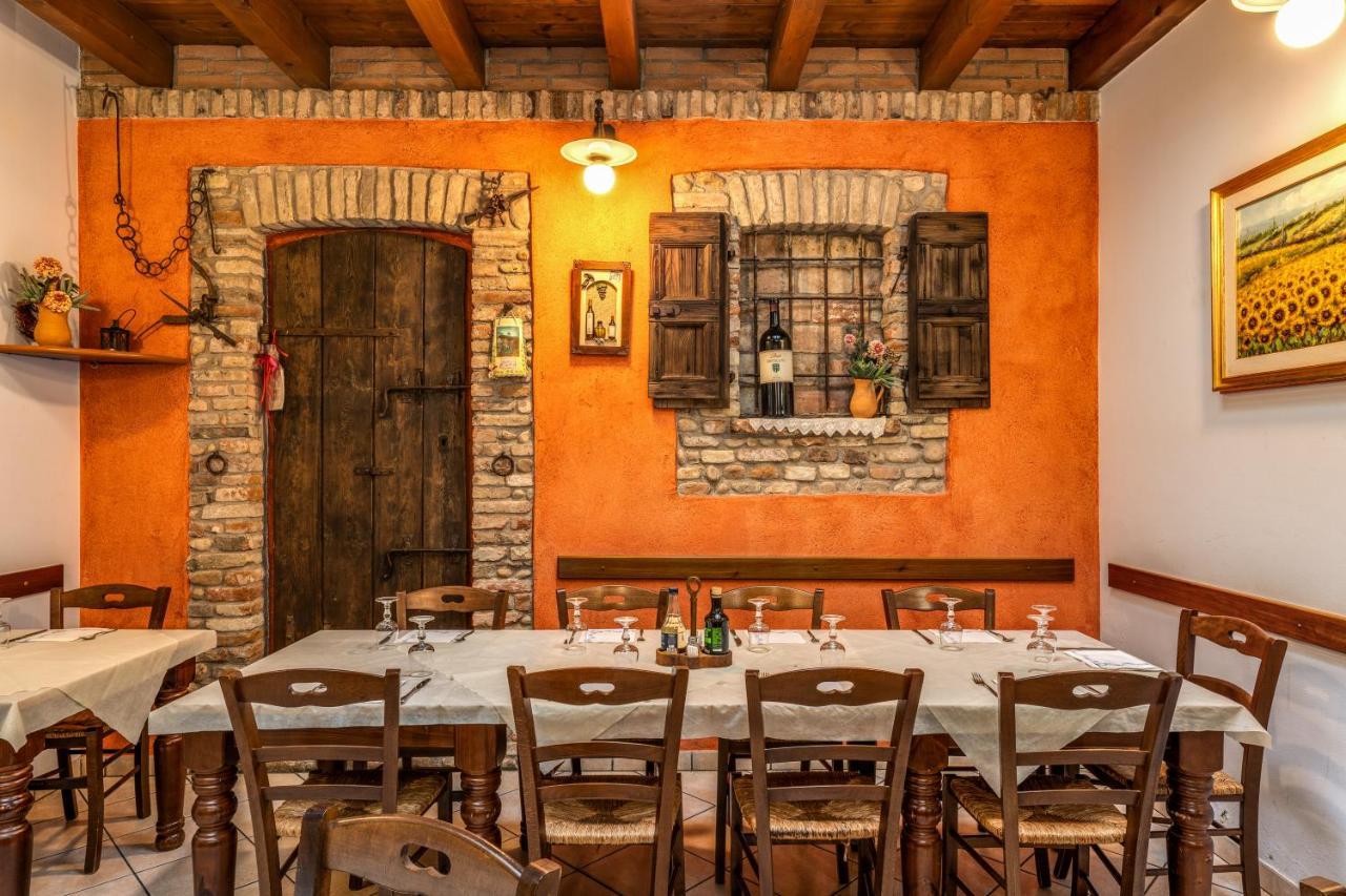 Agriturismo Pozzo Fiorito Кастельони деле Стивиере Екстериор снимка