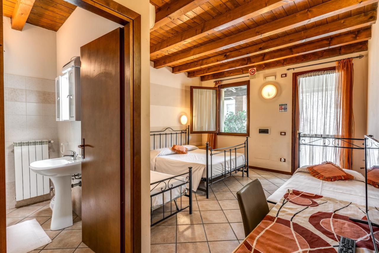 Agriturismo Pozzo Fiorito Кастельони деле Стивиере Екстериор снимка