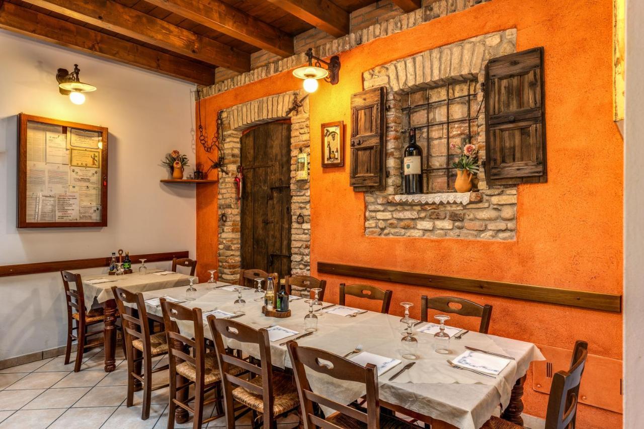 Agriturismo Pozzo Fiorito Кастельони деле Стивиере Екстериор снимка